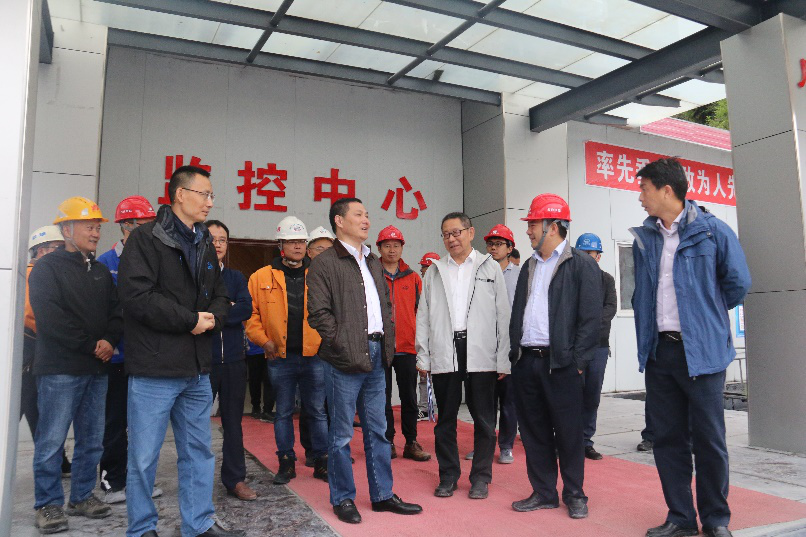 省交通投資集團(tuán)黨委副書記、副董事長、總經(jīng)理 周黎明赴九綿高速LJ9項(xiàng)目檢查指導(dǎo)工作
